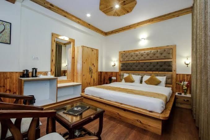 Royal Rajasthan Regency - Hotel & Restaurant Manāli Extérieur photo