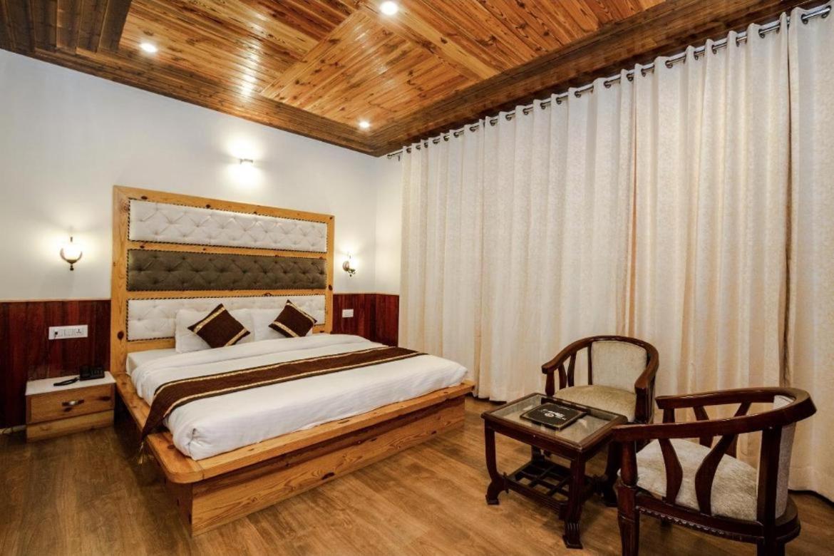 Royal Rajasthan Regency - Hotel & Restaurant Manāli Extérieur photo